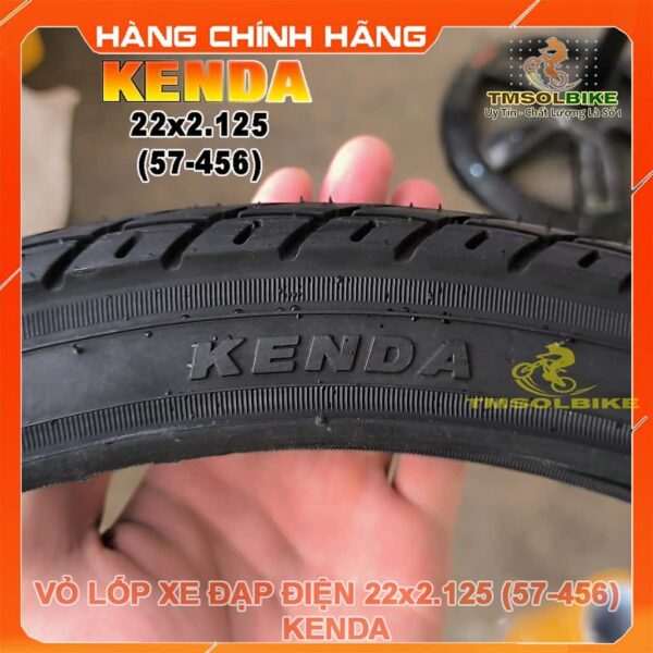 Logo KENDA in trên vỏ lốp xe đạp điện 22 inch kích thước 22x2.125 (57-456)